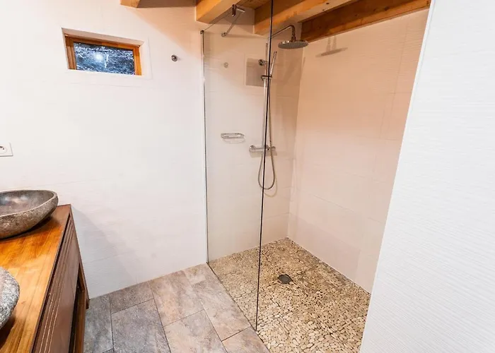 Aux Sources - 14 Personnes - Sauna&jacuzzi Chalet *